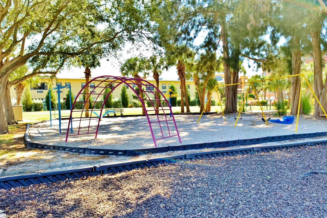 Royal Orleans 111 Leilighet St. Pete Beach Eksteriør bilde